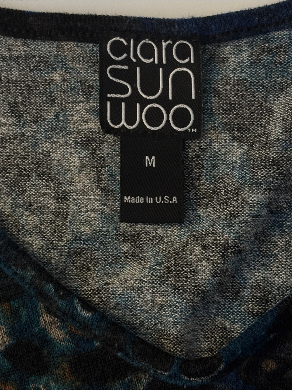 Clara Sun Woo Blue Animal Print Stretch Tunic Top Size M Made in USA - Picture 6 of 7